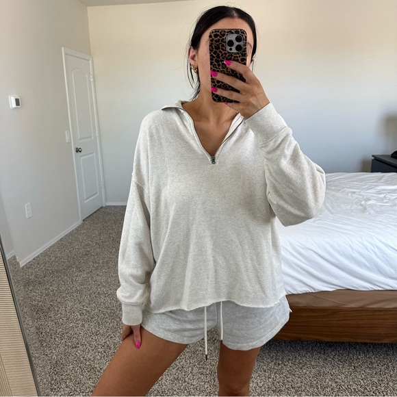 aerie Tops - SOLD Cream aerie half zip sweatshirt
